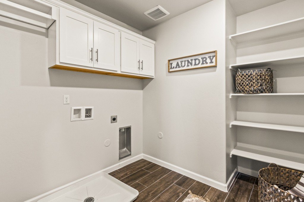 Laundry Room - Painted Desert - Timberon Model Home